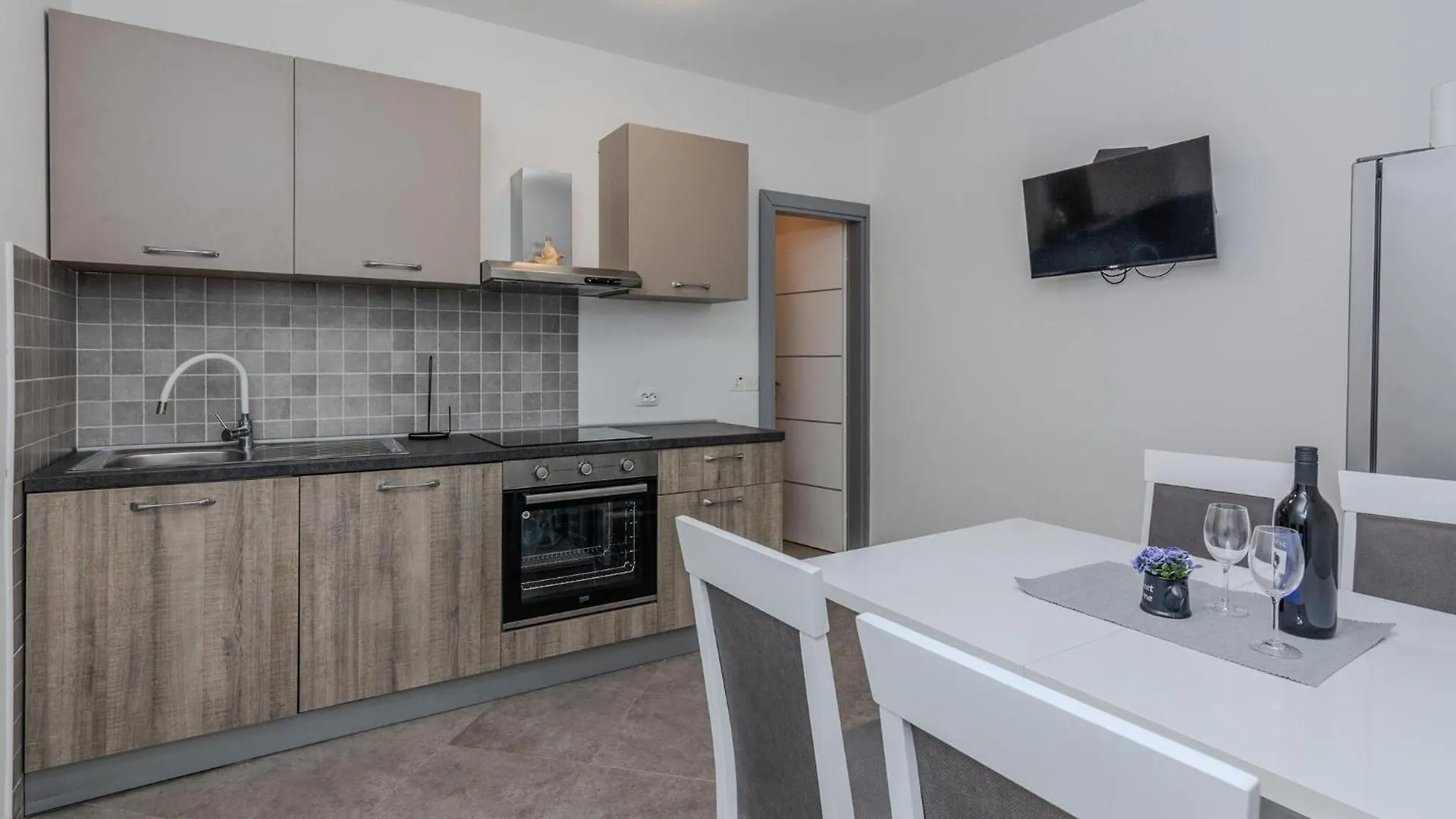 Cozy Apartment In Privlaka With Wifi